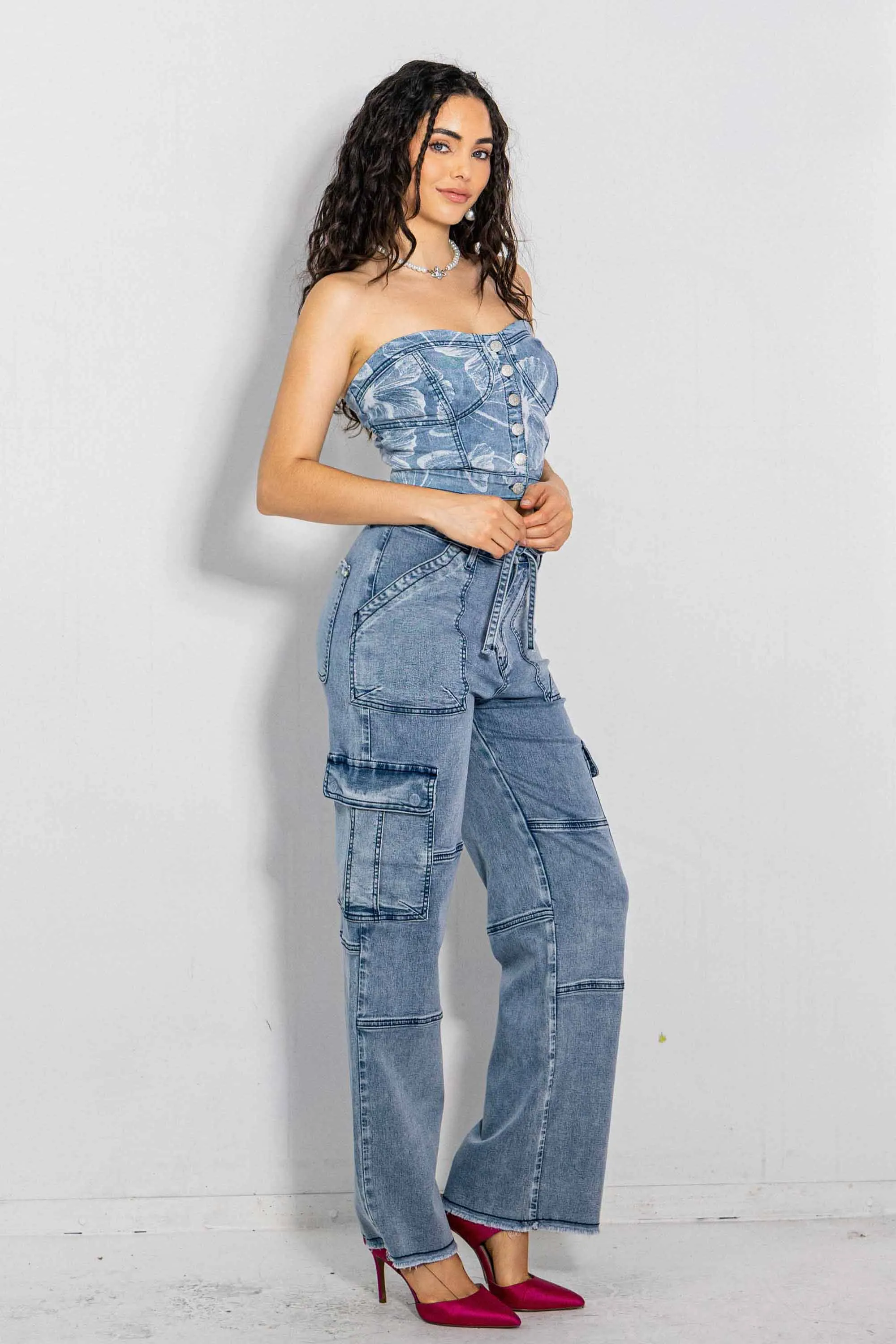 Mid-Rise Relaxed Cargo Jeans