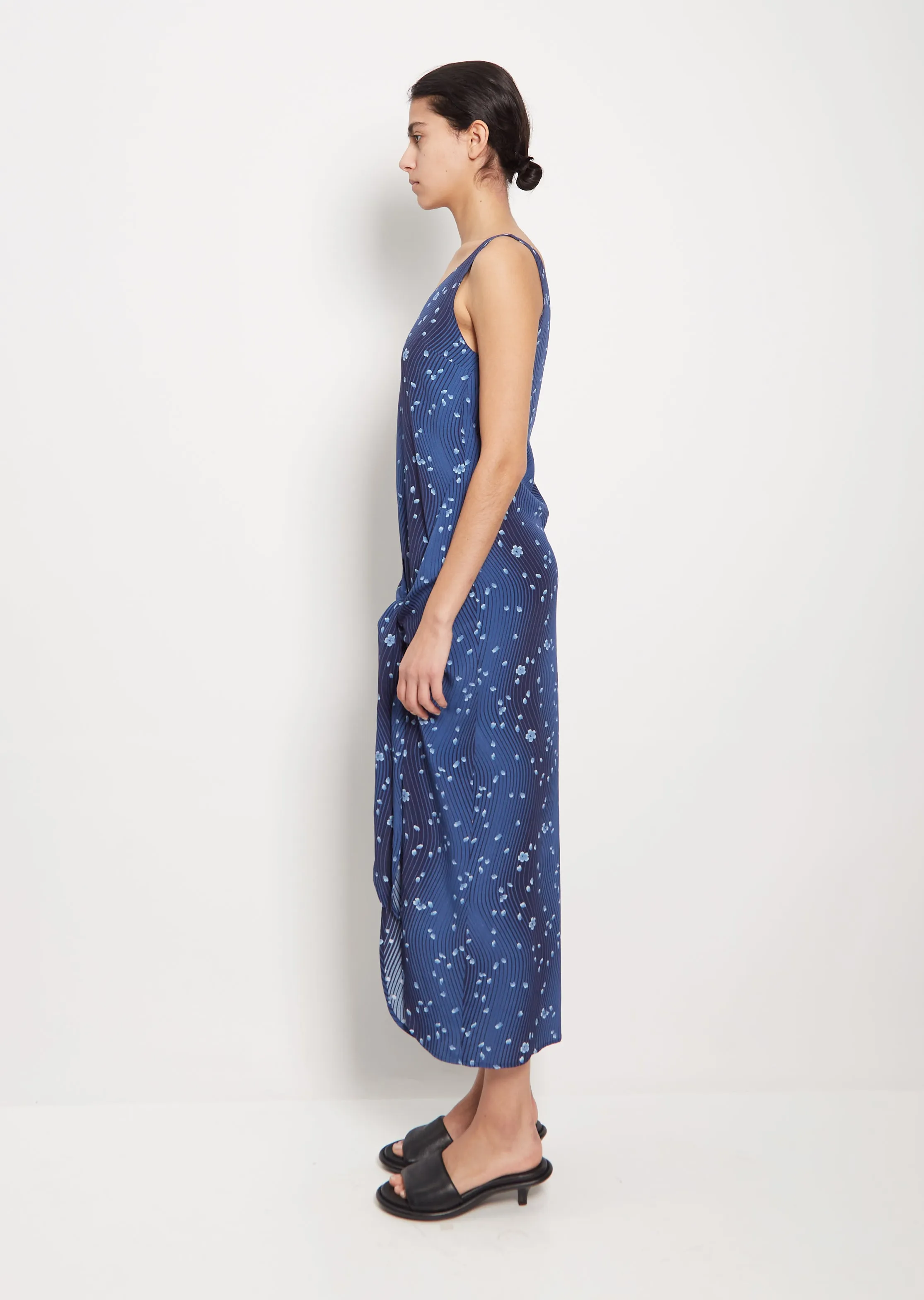 Minamo Sakura Crepe Dress — Navy