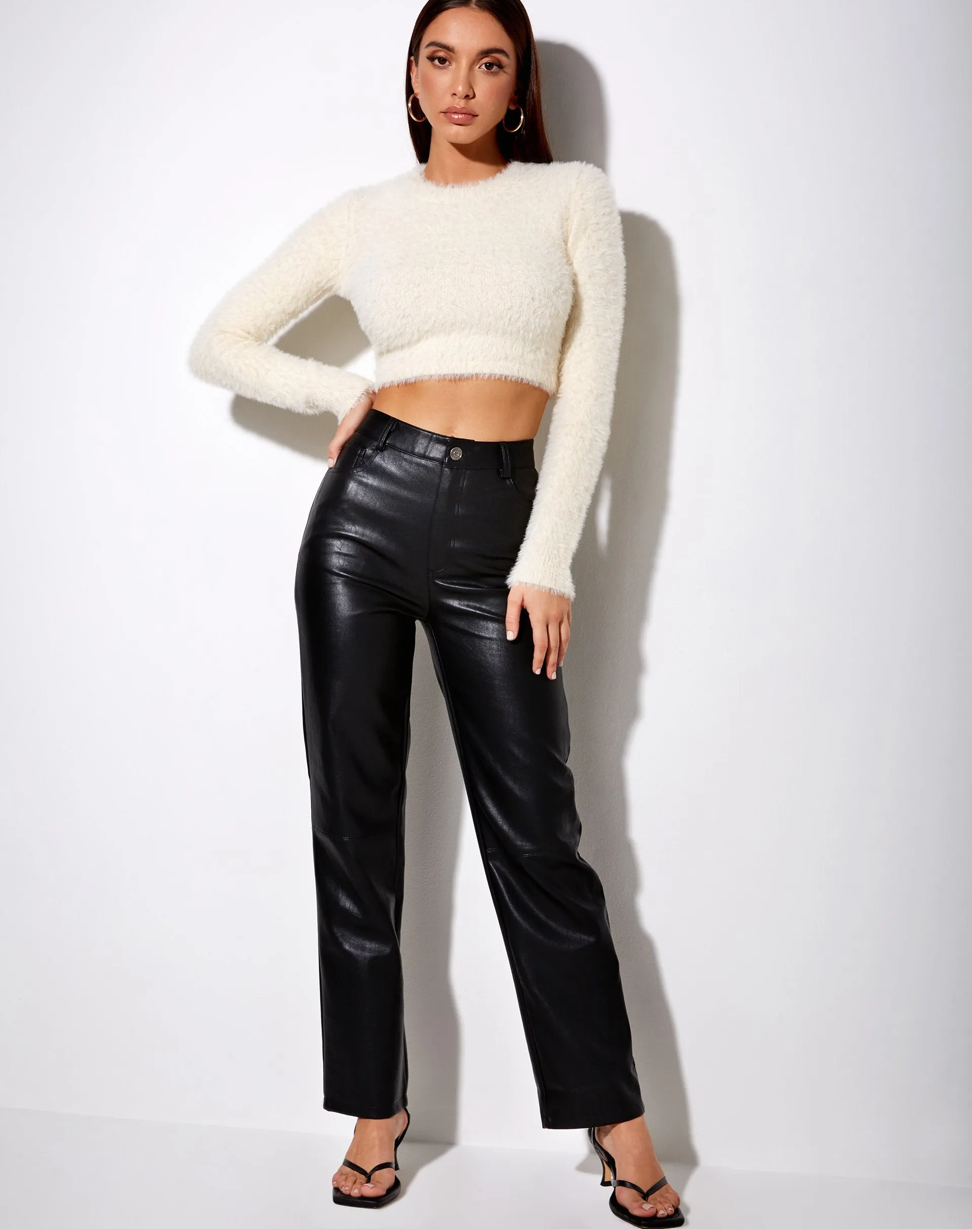 Skinny Cropped Jumper in Furry Knit Cream