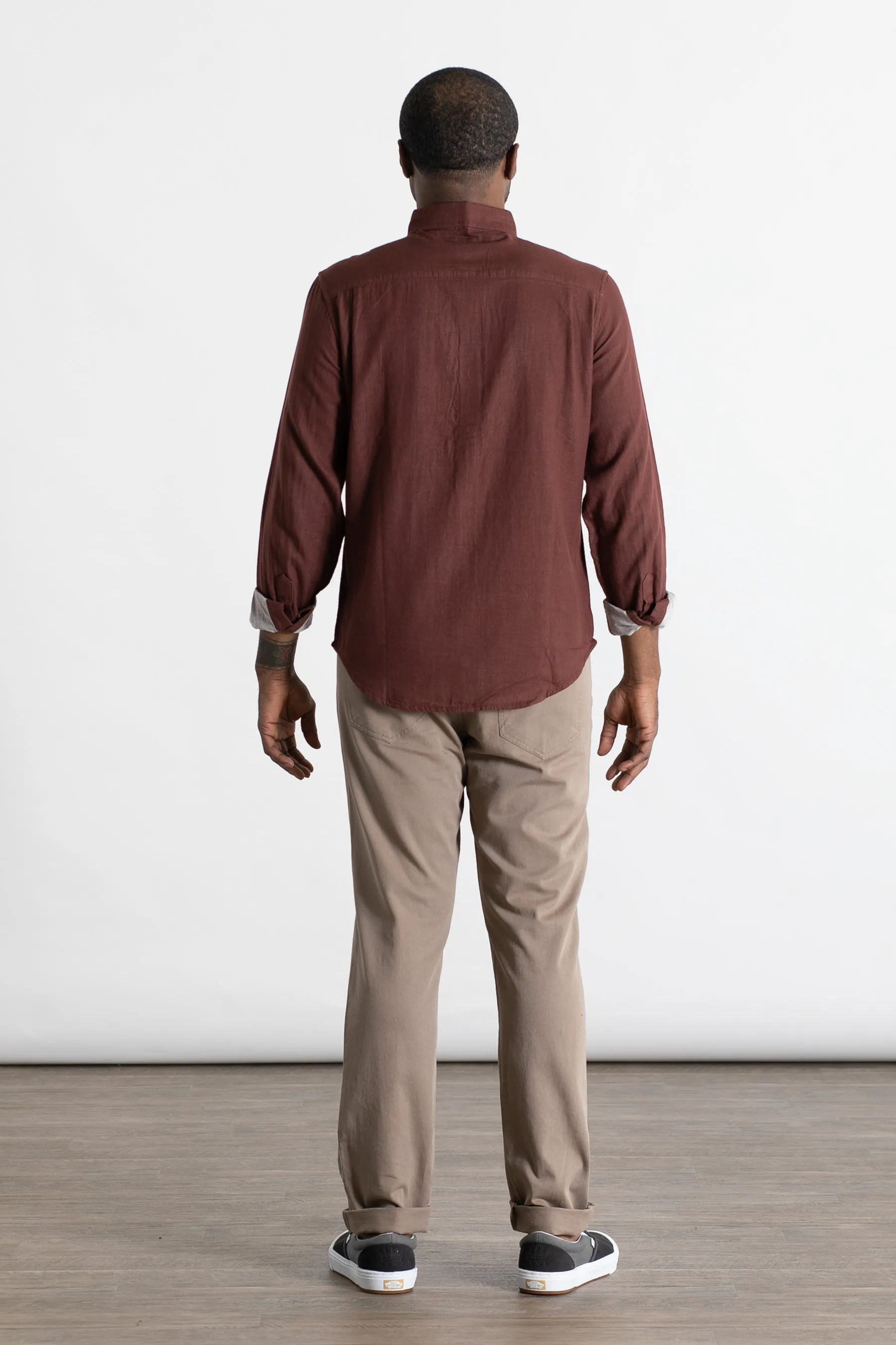 Sutton Slim Shirt / Burgundy Doublecloth