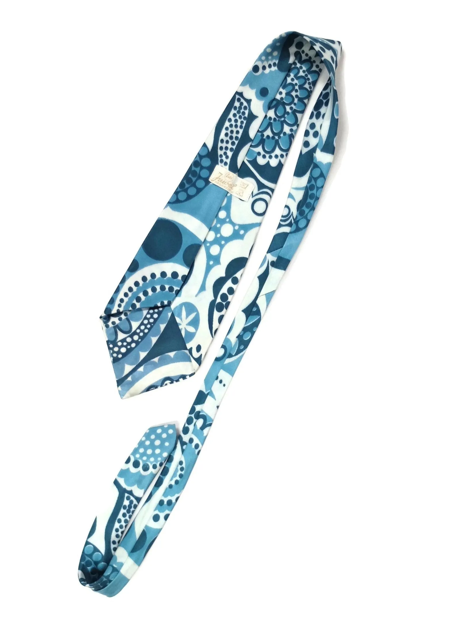 Vintage 60s Mod Psychedelic Abstract Blue and White Patterned Neck Tie